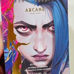 RARE & SOLD OUT Arcane x Fenty Beauty lip gloss bomb in KABOOM Jinx